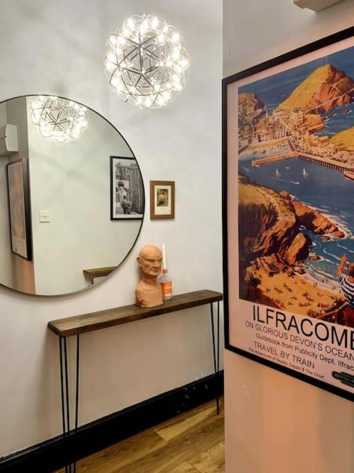 Chic Townhouse Near Tunnels Beaches Ilfracombe Exteriör bild