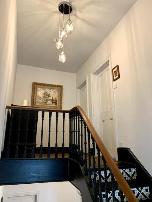 Chic Townhouse Near Tunnels Beaches Ilfracombe Exteriör bild