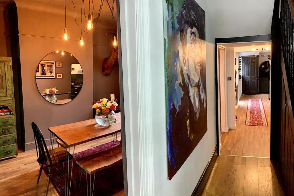 Chic Townhouse Near Tunnels Beaches Ilfracombe Exteriör bild